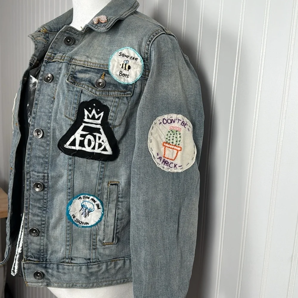 Denim patch jacket - Picture 12 of 16
